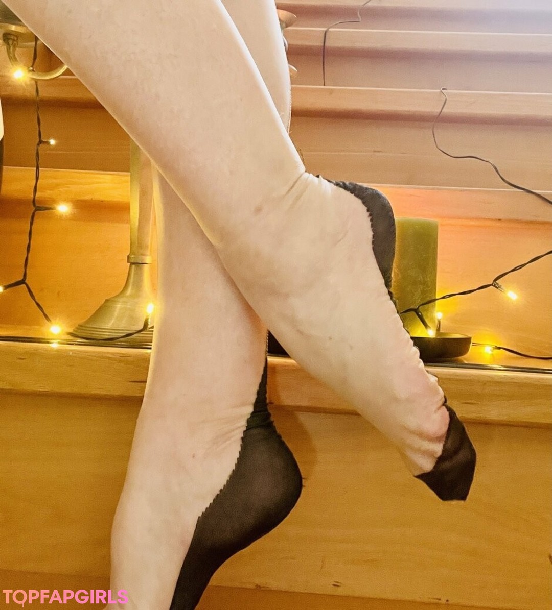 Foto desnuda filtrada de OnlyFans de Courtesananna #91 Foto desnuda filtrada de OnlyFans de Courtesananna #91