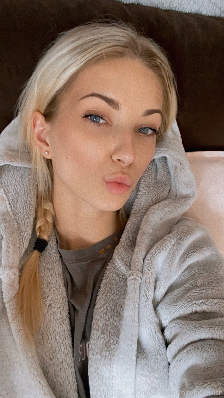 Sweet Crush Nicole