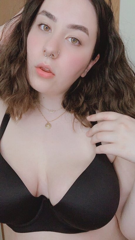 Foto desnuda filtrada de OnlyFans de Katia Celestia