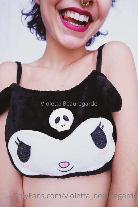 Foto desnuda filtrada de OnlyFans de Violetta Beauregarde