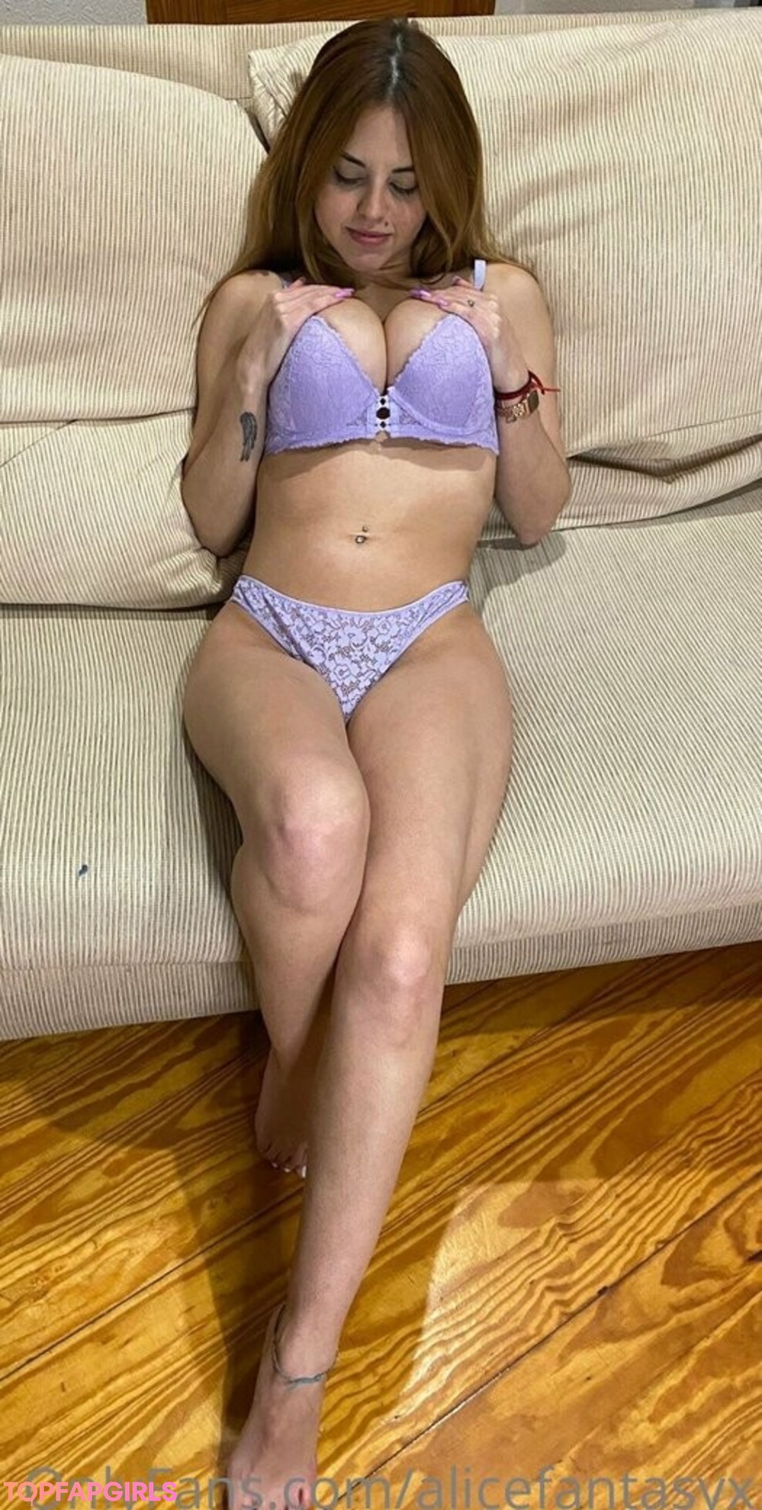 Foto desnuda filtrada de OnlyFans de Alice Fantasy X #68 Foto desnuda filtrada de OnlyFans de Alice Fantasy X #68