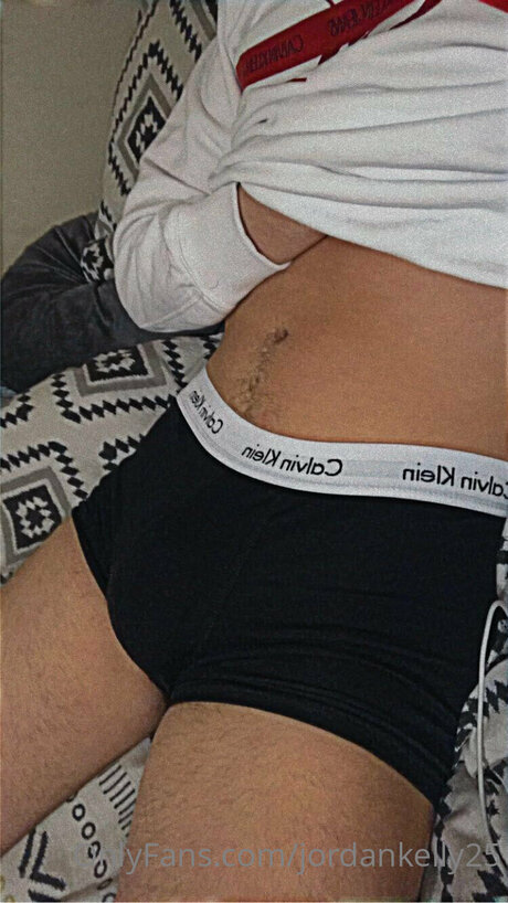 Foto desnuda filtrada de OnlyFans de Th3boynextdoor