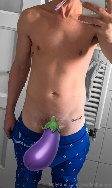 Foto desnuda filtrada de OnlyFans de Cheddahbounce