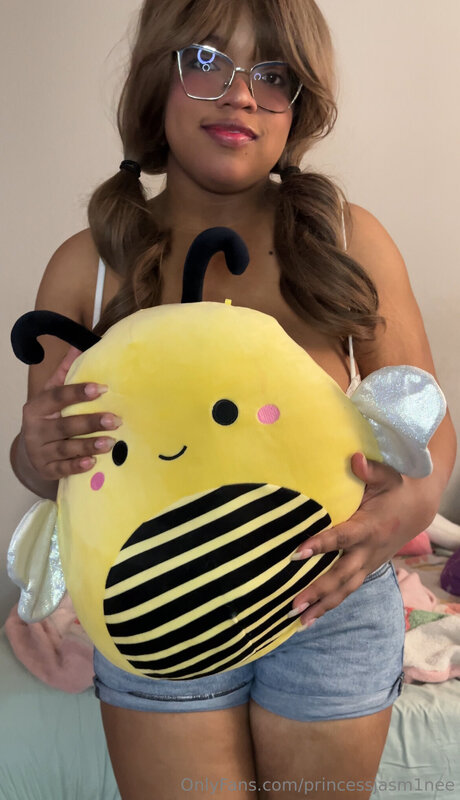 Foto desnuda filtrada de OnlyFans de Princessjasm1nee
