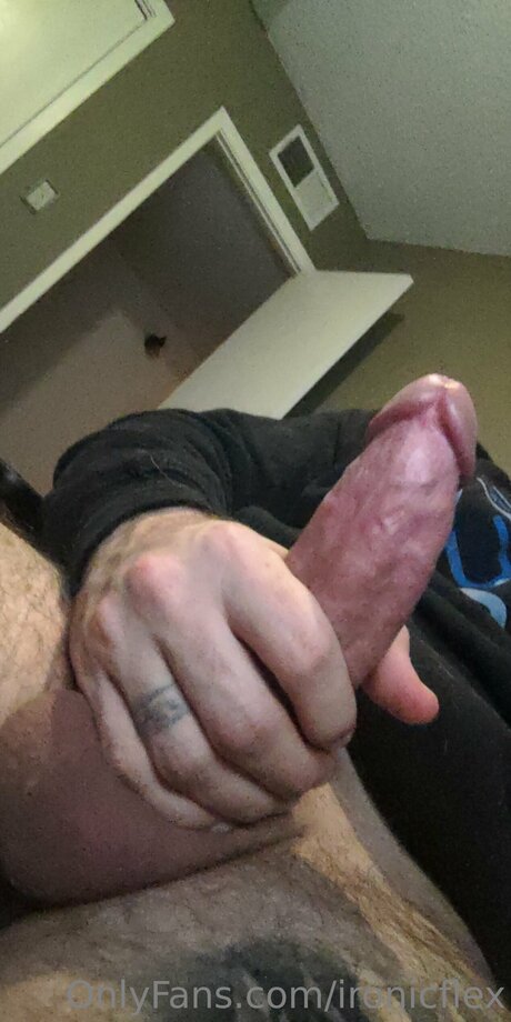 Foto desnuda filtrada de OnlyFans de Ironicflex