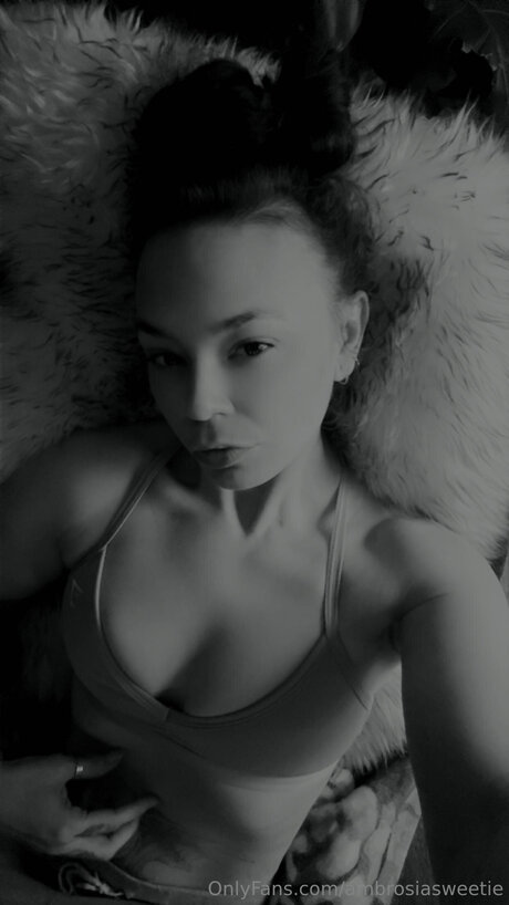 Foto desnuda filtrada de OnlyFans de Ambrosiasweetie