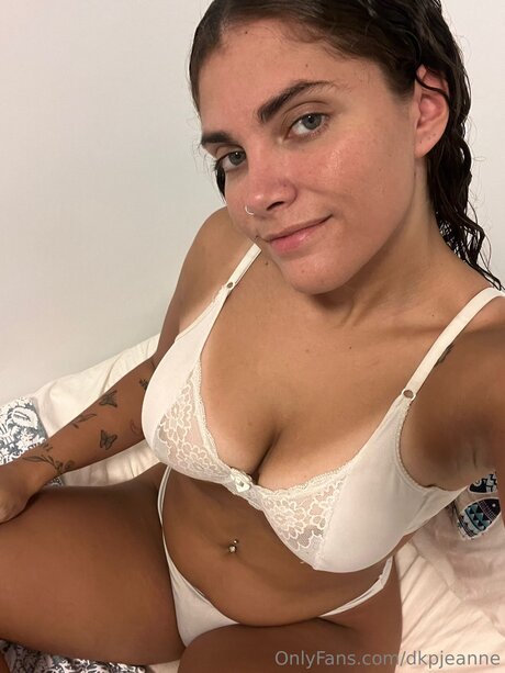 Foto desnuda filtrada de OnlyFans de Dkpjeanne