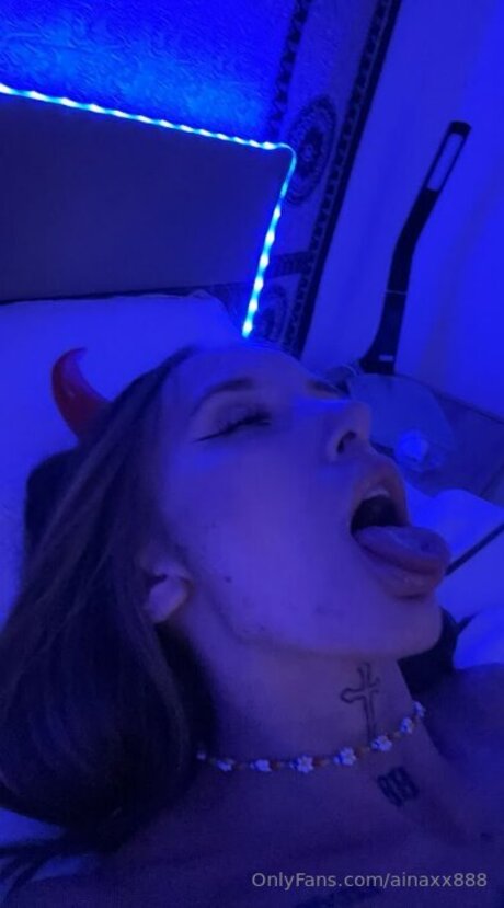 ainaxx888