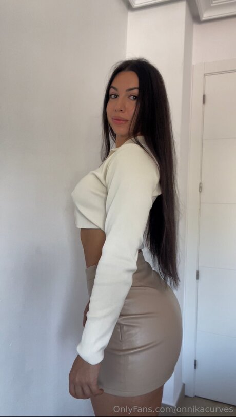 Onnikacurves