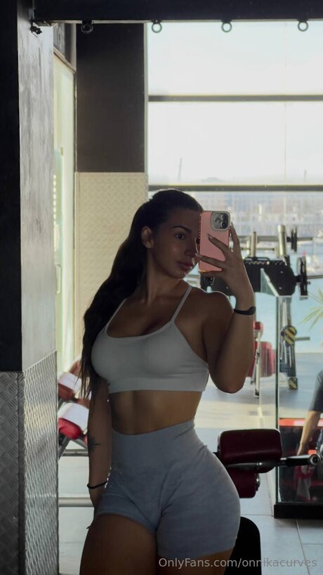 Foto desnuda filtrada de OnlyFans de Onnikacurves