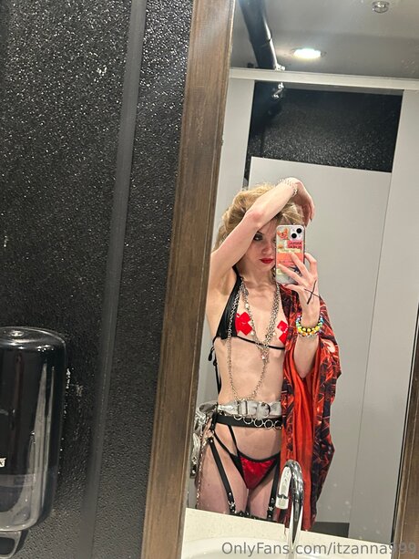 Itzanna999