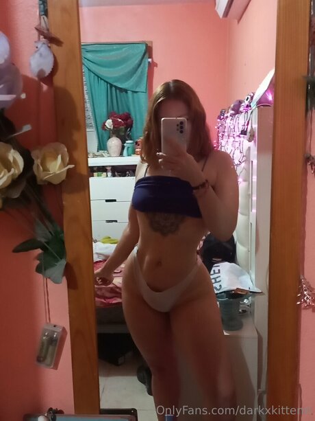Foto desnuda filtrada de OnlyFans de Darkxkittenn