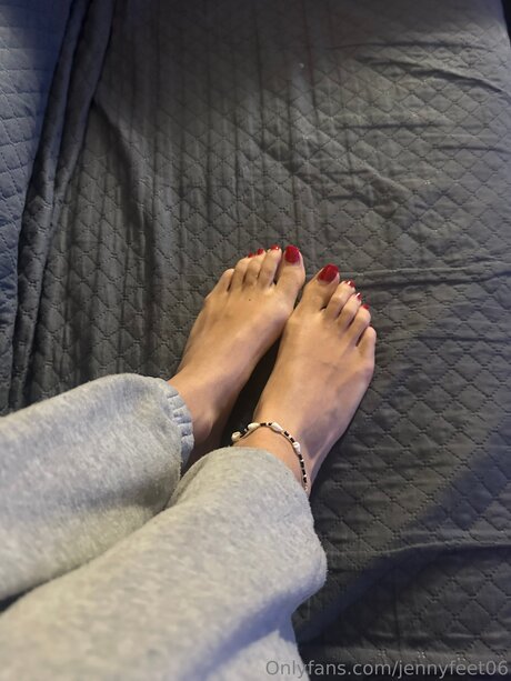 Jennyfeet06