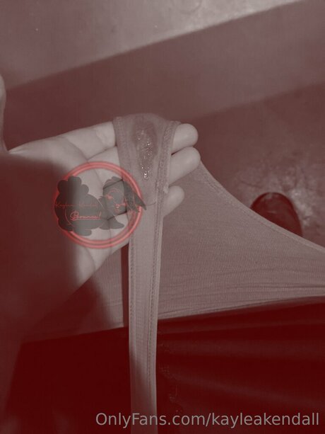 Foto desnuda filtrada de OnlyFans de Kayleakendall