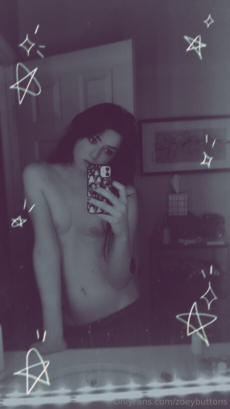 Zoeybuttons