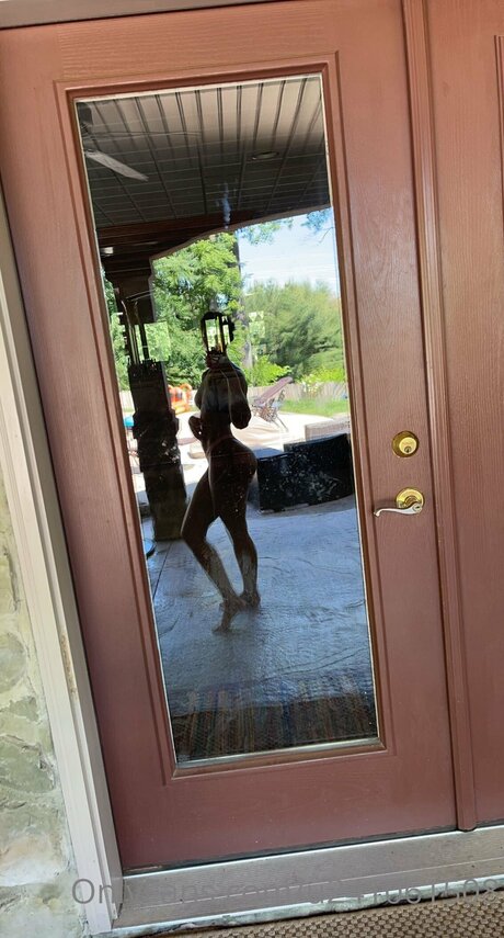 Foto desnuda filtrada de OnlyFans de Rachr9