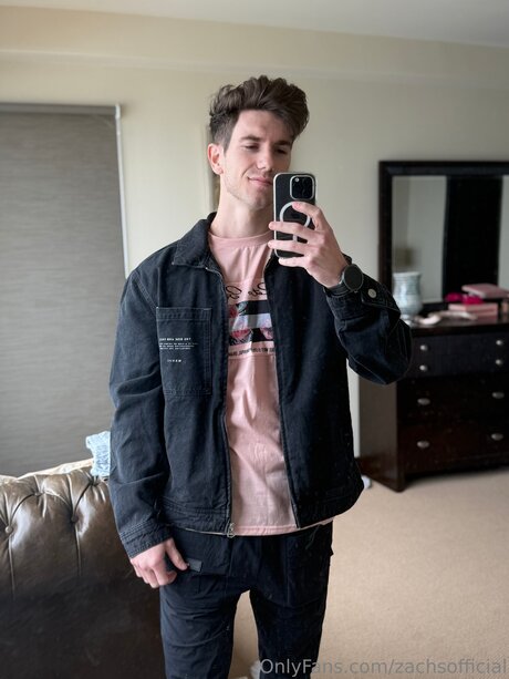 Foto desnuda filtrada de OnlyFans de Zachsofficial