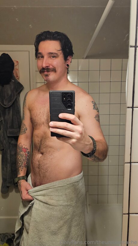 Theunrulystache