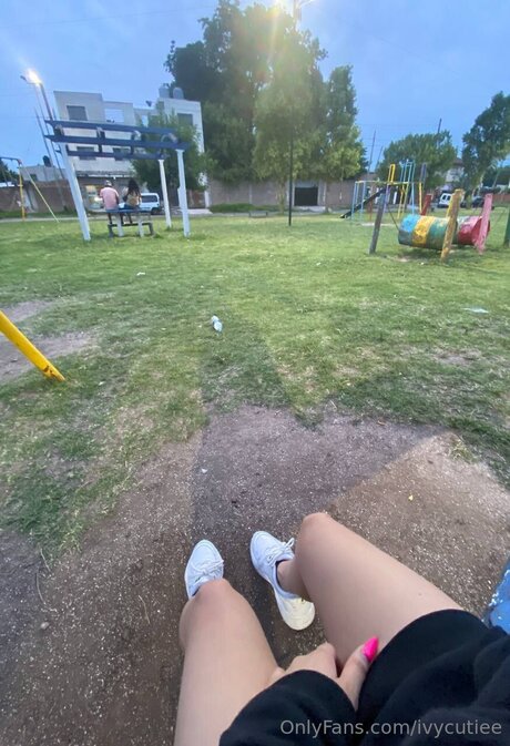 Foto desnuda filtrada de OnlyFans de Ivycutiee