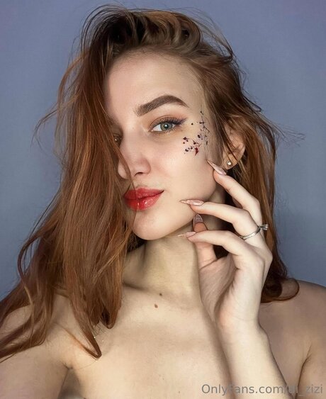 Foto desnuda filtrada de OnlyFans de Di Zizi