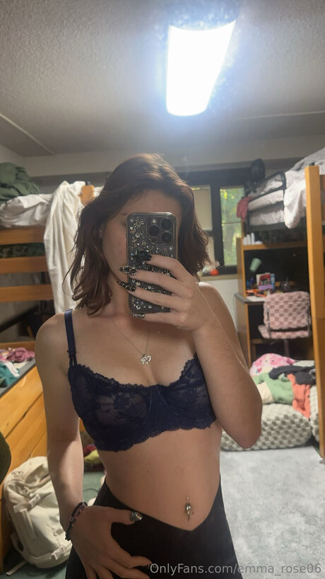 Emma Rose06