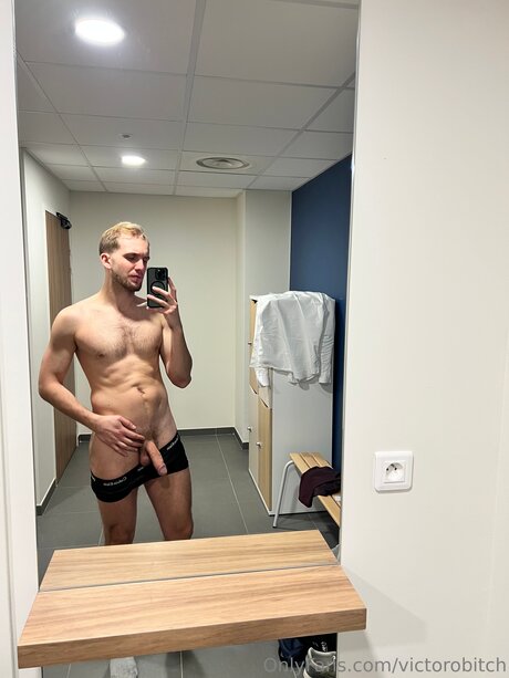 Foto desnuda filtrada de OnlyFans de Victorobitch