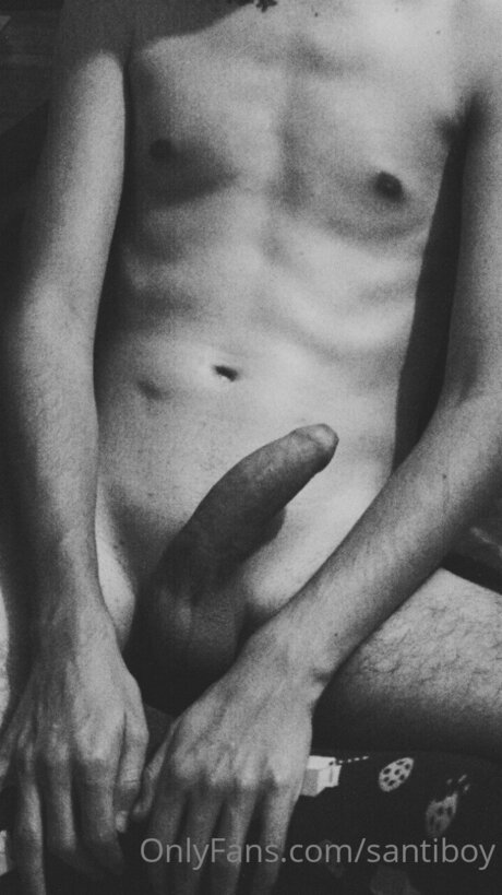 Foto desnuda filtrada de OnlyFans de Santiboy