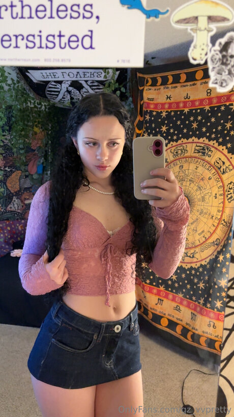 Foto desnuda filtrada de OnlyFans de Gz Vvpretty