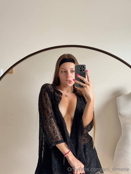 Arii Simone