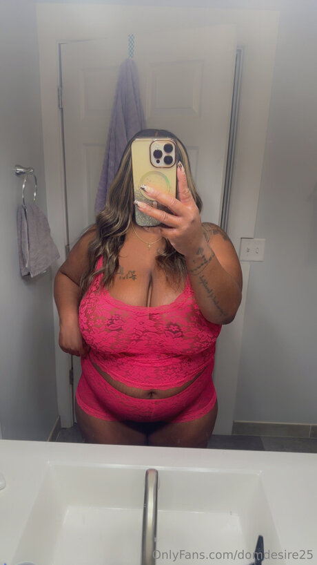 Foto desnuda filtrada de OnlyFans de Domdesire25