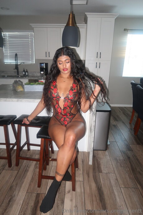 Foto desnuda filtrada de OnlyFans de Mrs Onepercentt
