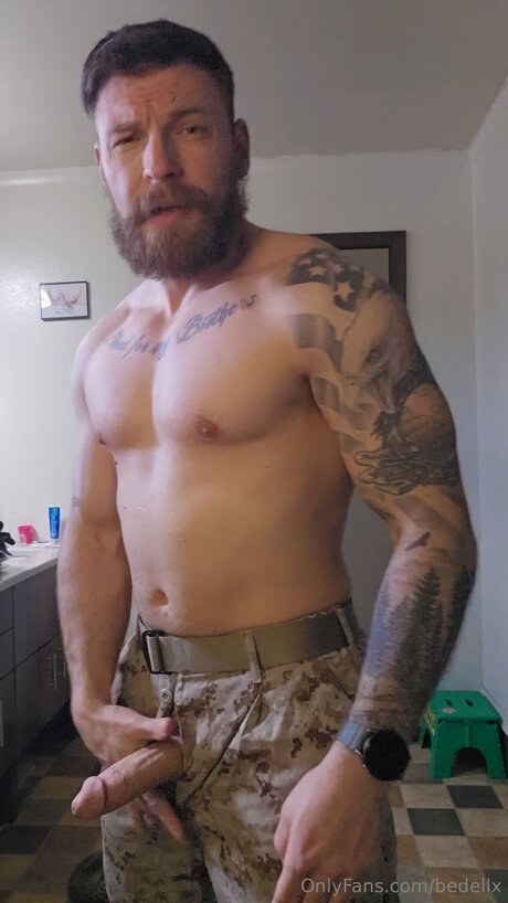 Foto desnuda filtrada de OnlyFans de Bedellx