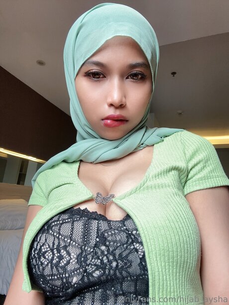 Foto desnuda filtrada de OnlyFans de Hijab Aysha