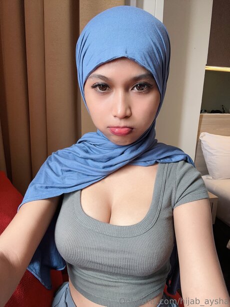Hijab Aysha