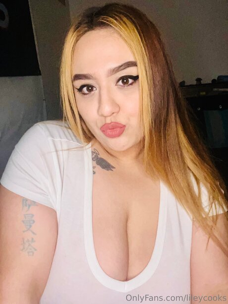 Lilyanneee