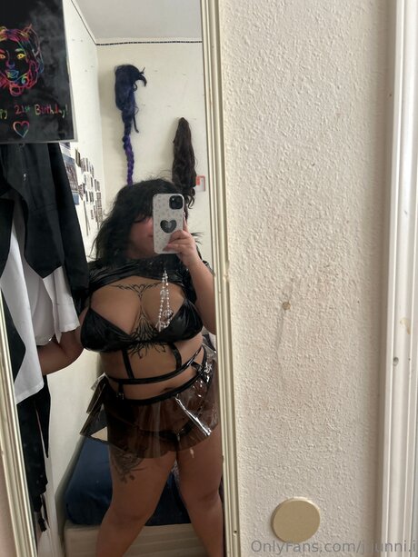 Foto desnuda filtrada de OnlyFans de J Junni I