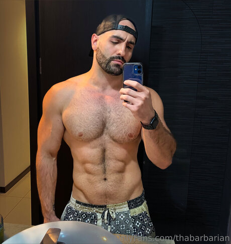 Foto desnuda filtrada de OnlyFans de Zeus Free