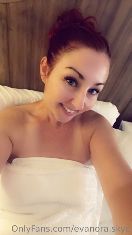 Foto desnuda filtrada de OnlyFans de Evanora Skye