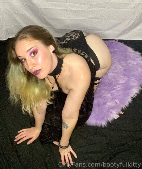 Bootyfulkitty