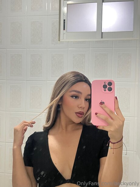 Foto desnuda filtrada de OnlyFans de Beckyonly