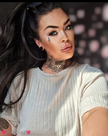 Foto desnuda filtrada de OnlyFans de Lillysplayhouse69