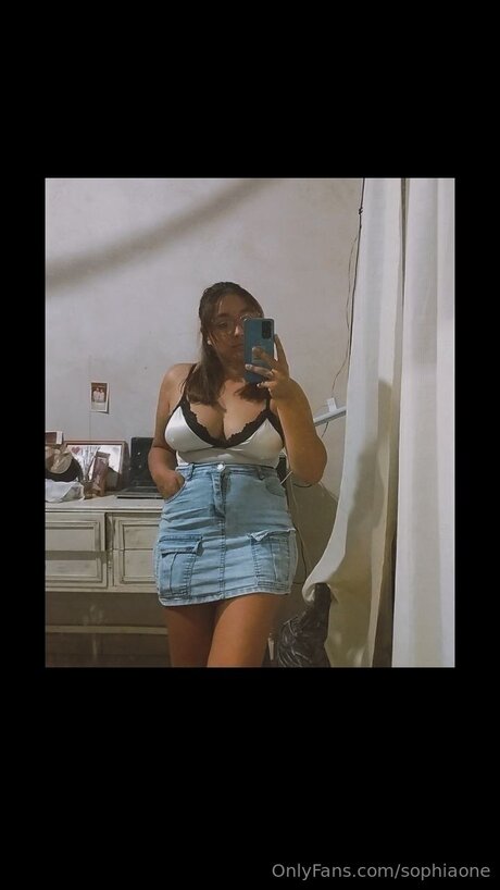 Foto desnuda filtrada de OnlyFans de Sophiaone