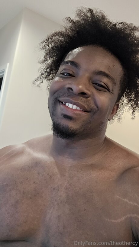 Foto desnuda filtrada de OnlyFans de Theothercy