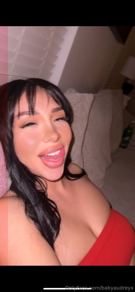 Foto desnuda filtrada de OnlyFans de Babyaudreyx