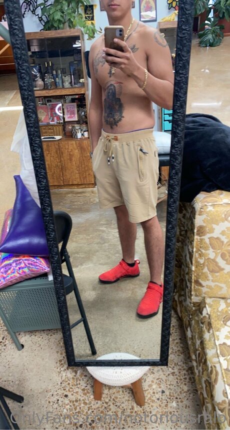 Foto desnuda filtrada de OnlyFans de Notoriousralo