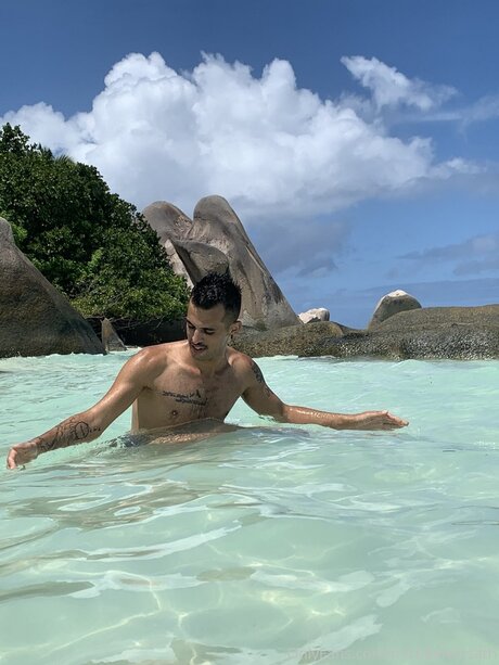 Foto desnuda filtrada de OnlyFans de Michaelversath