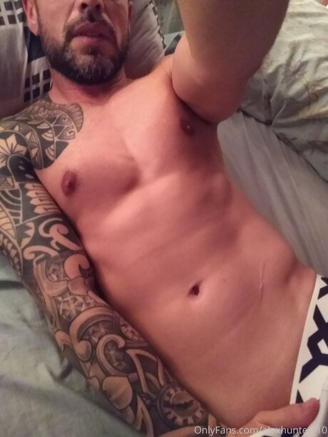 Foto desnuda filtrada de OnlyFans de Alexhunter 10