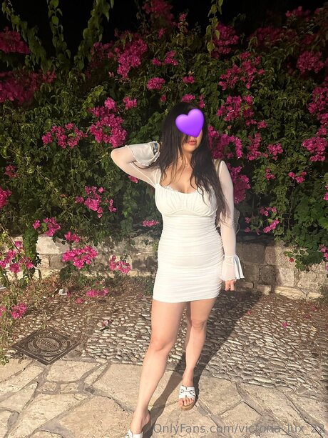 Victoria Lux 22