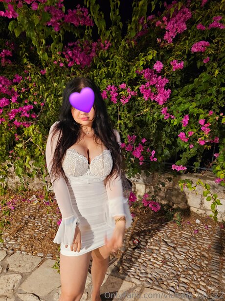 Victoria Lux 22