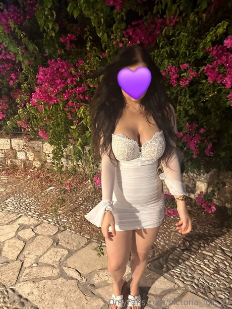 Foto desnuda filtrada de OnlyFans de Victoria Lux 22